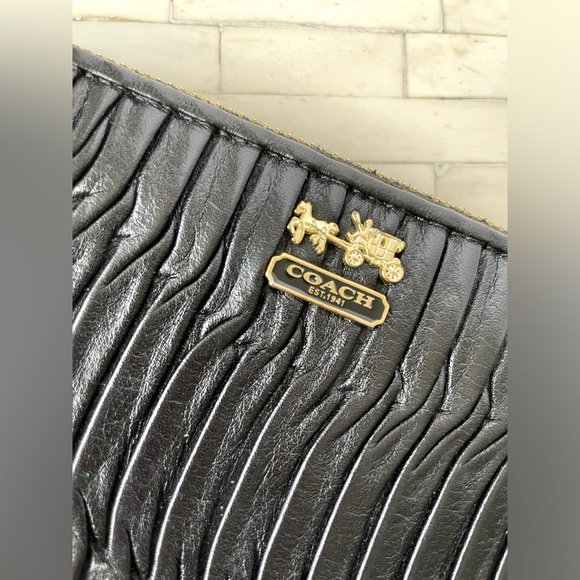 Coach Pleated leather Wallet Coach Madison wallet coach gathered leather wallet - Picture 1 of 16